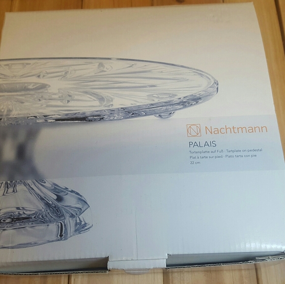 *SOLD* NACHTMANN CRYSTAL TART PLATE ON PEDESTAL - Picture 4 of 6